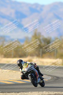 media/Jan-10-2025-CVMA Friday Practice (Fri) [[489e0da257]]/Group 4 and Trackday/Session 5 (Turn 7)/